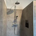 Apartament Prachtig En Ruim In Centrum